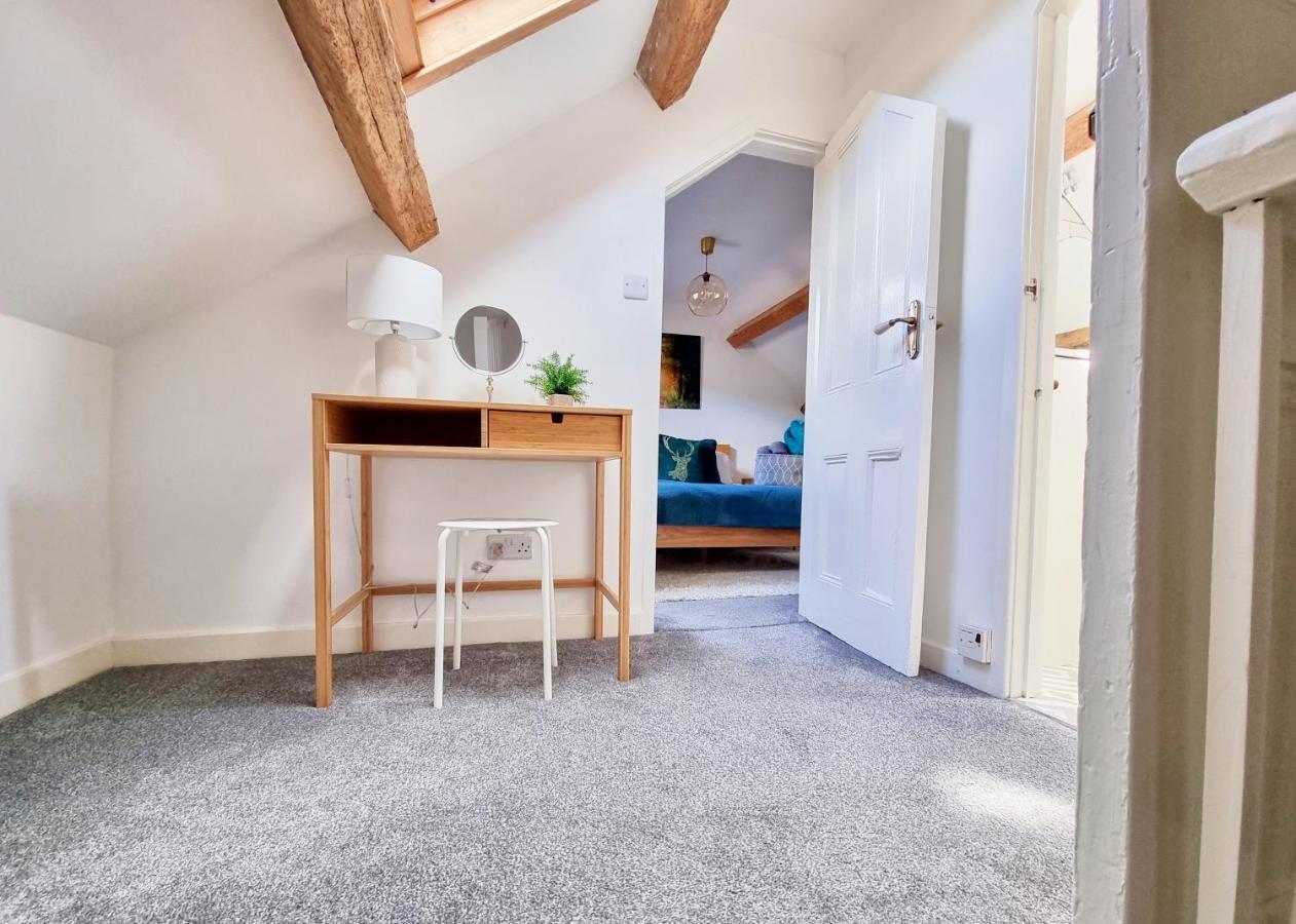 Eldon Row - Stylish Character Apartments - Central Location 1 & 2 Bed Available Dolgellau Exterior foto